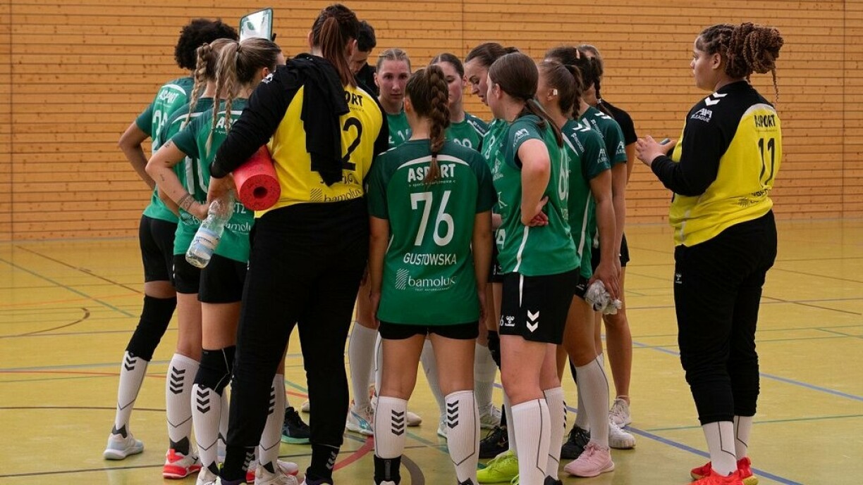 Ekippefoto vun de Käerjenger Dammen