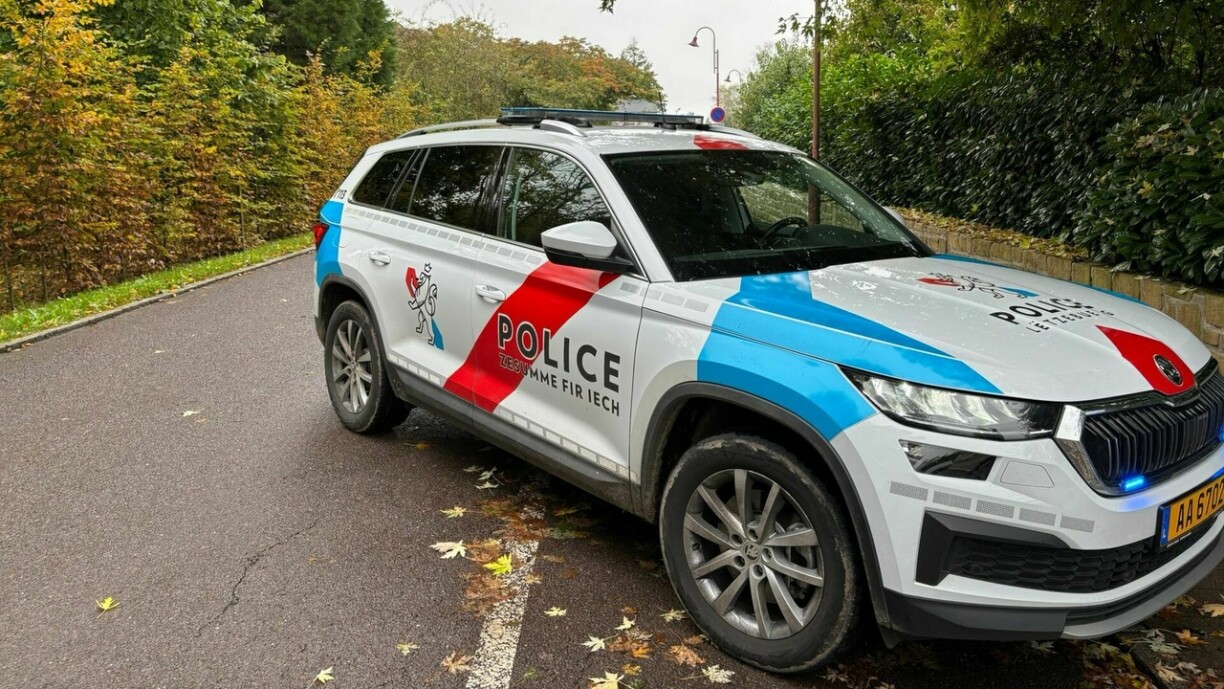 Et gëtt e grousse Sécherheetsperimeter ronderëm de Réidener Lycée.