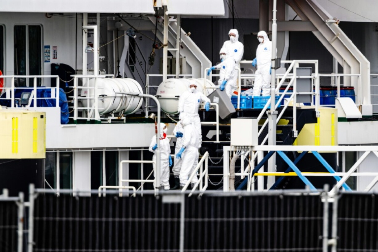 Bei einem weiteren Besatzungsmitglied des Kreuzfahrtschiffes "Hondius" ist eine Infektion mit dem Hantavirus festgestellt worden.