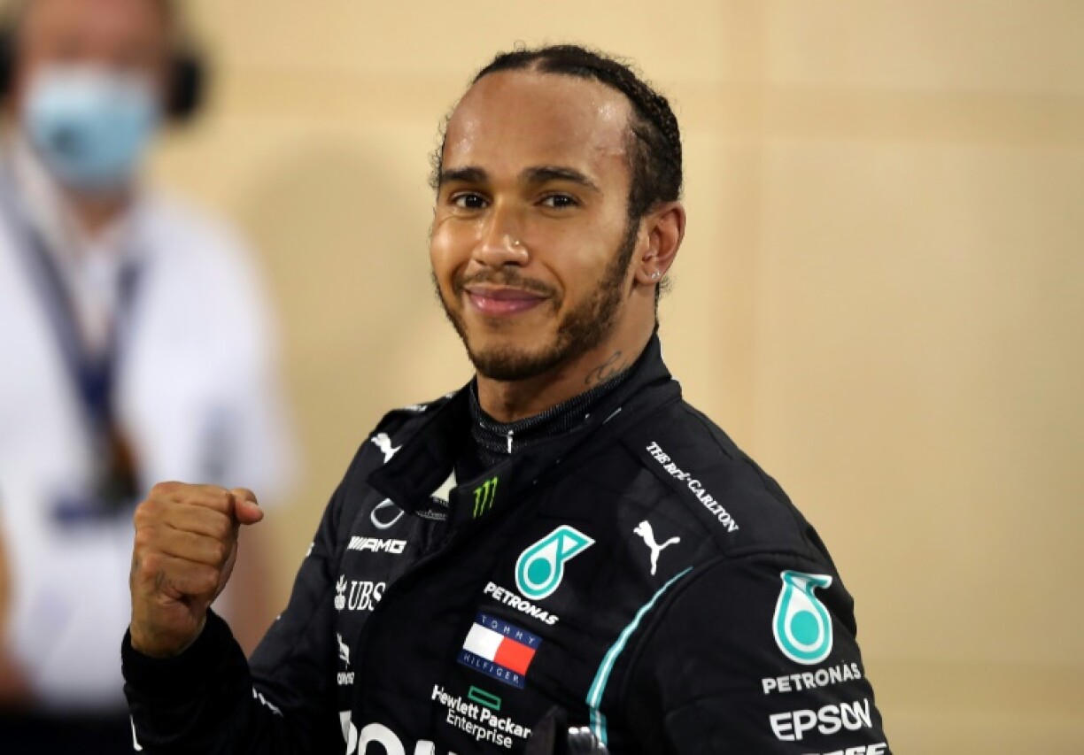 La joie du pilote britannique, Lewis Hamilton, après avoir remporté le Grand Prix de Bahreïn, le 29 novembre 2020 sur le circuit de Sakhir
