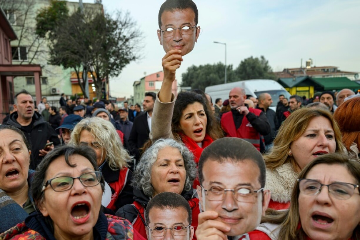 A Turkish university says Istanbul's opposition mayor Ekrem Imamoglu falsely obtained his university degree