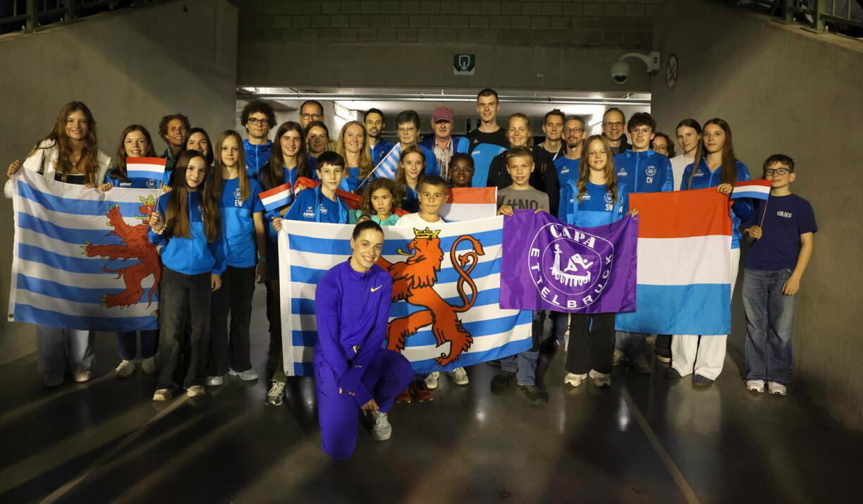 De CAPA Ettelbréck war mat engem Bus op Bréissel gefuer, fir d'Patrizia van der Weken unzefeieren.