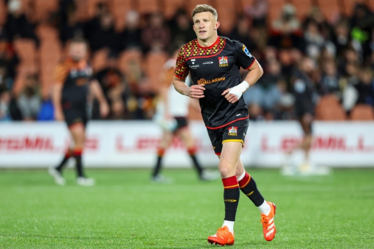 Damian McKenzie will again direct operations from fly-half for the Waikato Chiefs