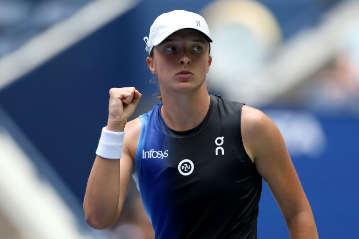 La Polonaise Iga Swiatek, N.1 mondiale, lors de son match du 1er tour de l'US Open contre la Suédoise Rebecca Perterson le 28 août 2023 à New York
