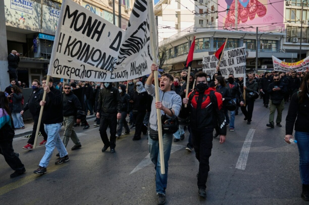 Rassemblement pour commémorer la collision ferroviaire meurtrière du 28 février 2023 et réclamer justice face aux failles de l'enquête, le 28 février 2026 à Athènes