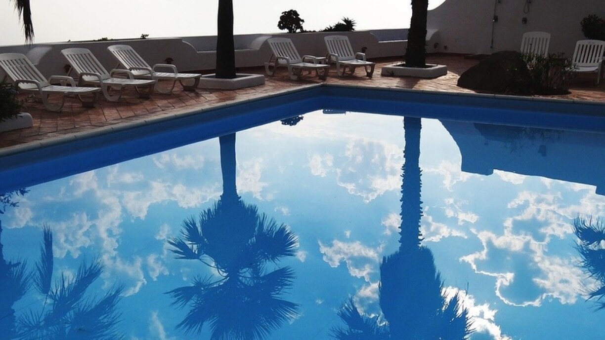 Like we said - it'll be warm and wet. It won't look anything like this, though, unless you're abroad... in which case I don't really know why you're reading this weather report. Gloating? Very unbecoming.