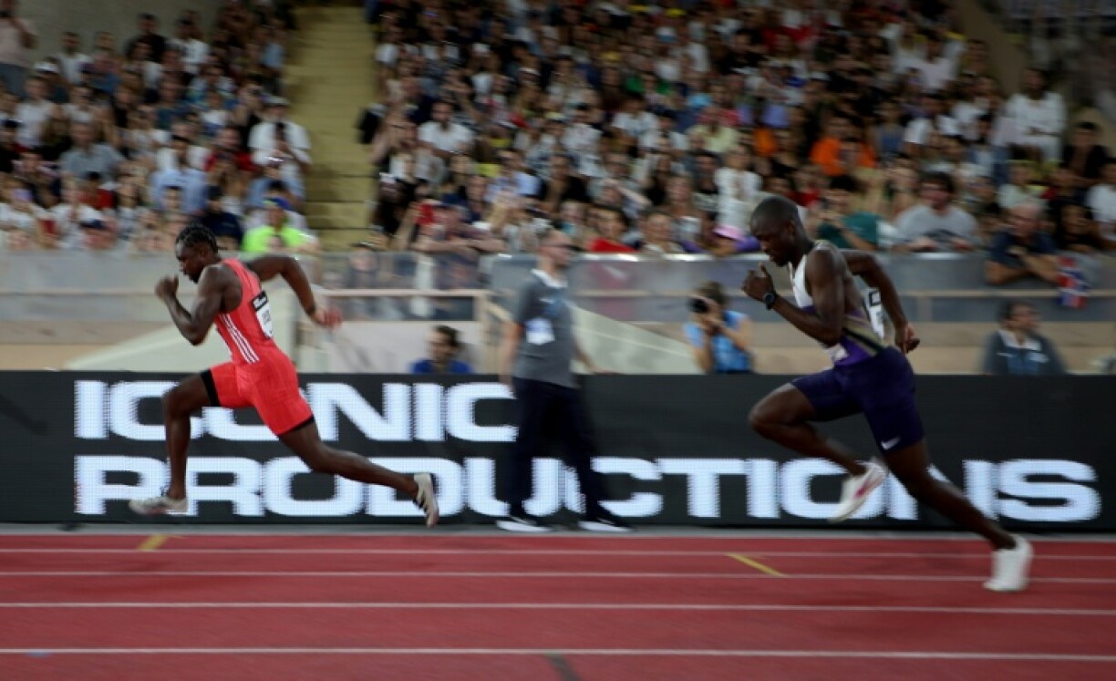 US' Noah Lyles (L) and Botswana's Letsile Tebogo compete in 200m at the Monaco Diamond League