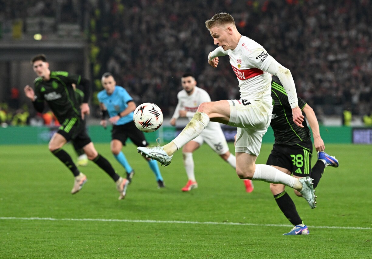 Trotz enger Néierlag doheem géint Celtic stinn de Chris Führich a seng Stuttgarter an der Aachtelsfinall vun der Europa League.