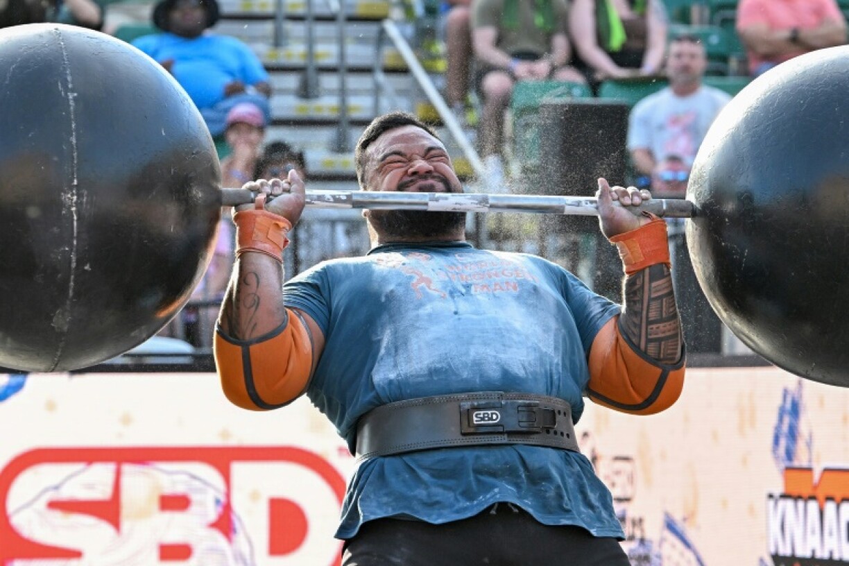 Eddie Williams of Australia is a schoolteacher from Monday to Friday