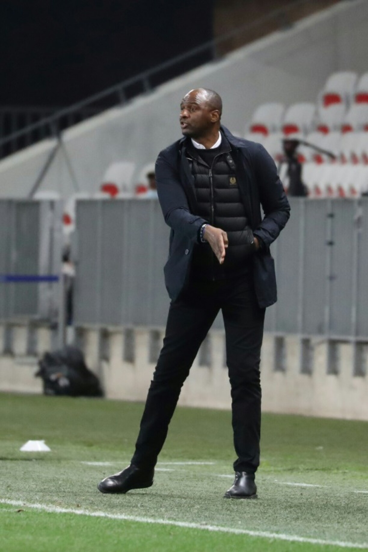 Le Français Patrick Vieira, alors entraîneur de Nice, lors d'un match de groupes de la Ligue Europa à domicile contre Leverkusen, le 3 décembre 2020