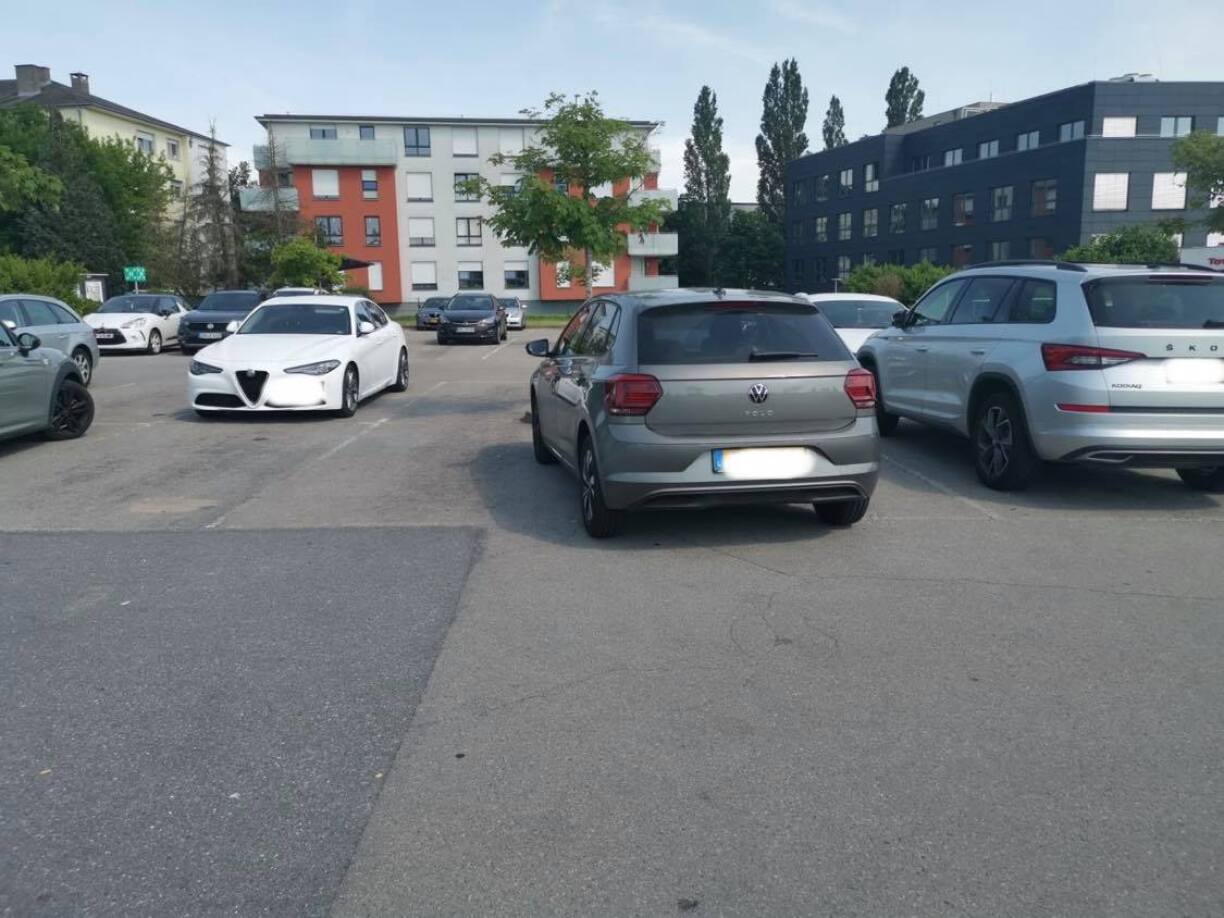 Une photo prise ce mercredi 16 juin sur le parking du Batiself à Strassen