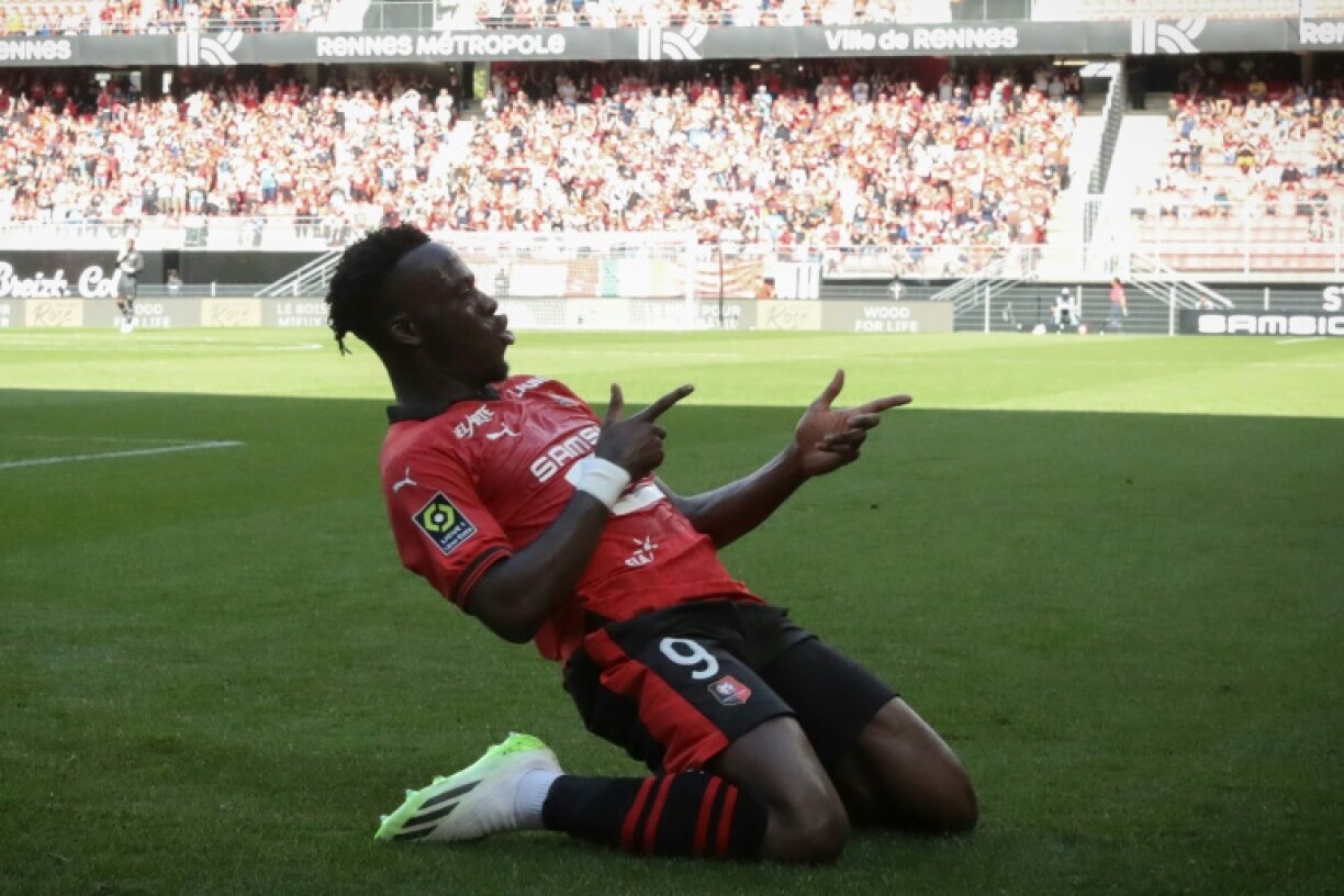 Arnaud Kalimuendo après l'ouverture du score pour Rennes face à Metz le 13 août 2023 à Rennes