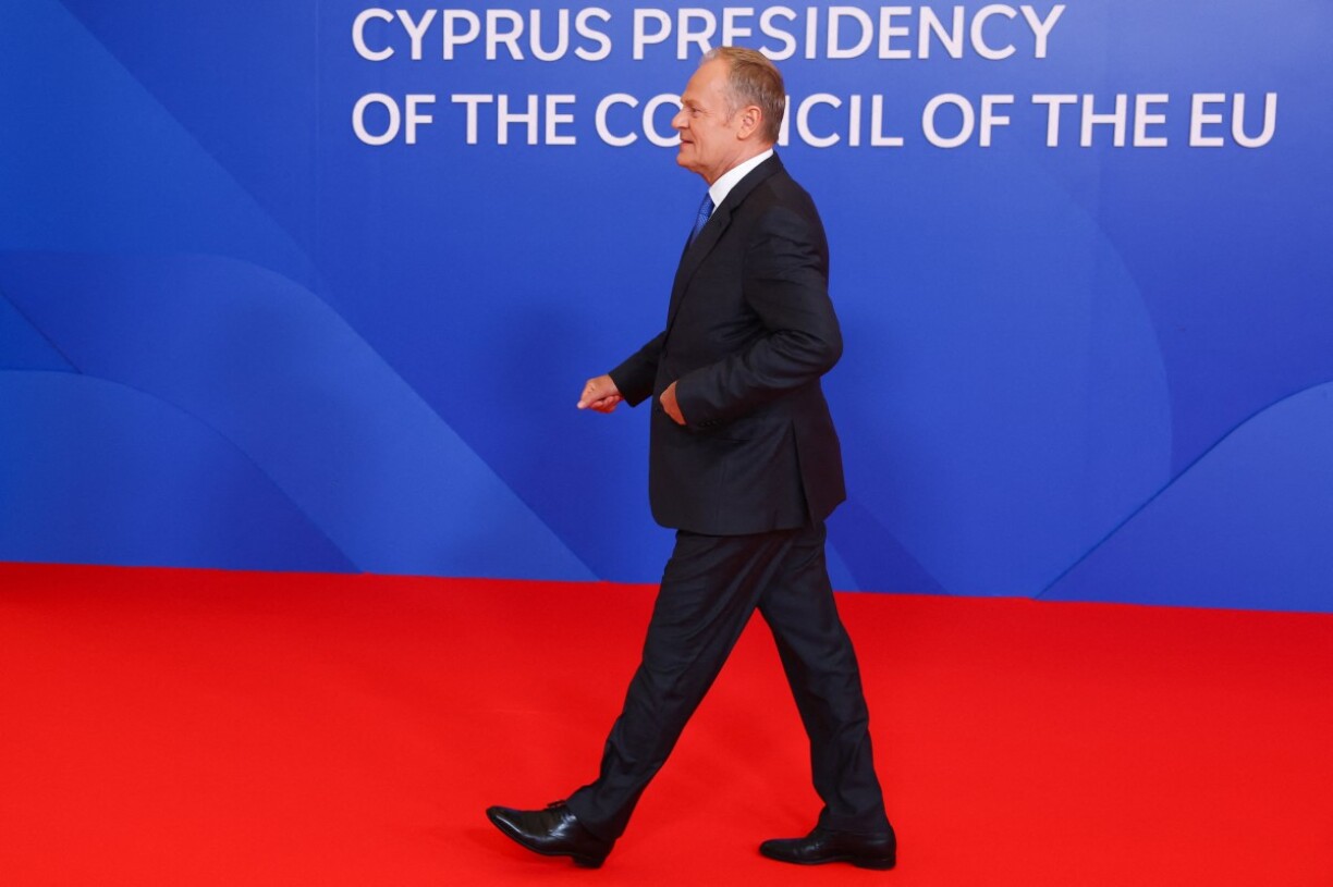 Den Donald Tusk ass erliichtert, dass de Viktor Orban keng EU-Decisioune méi ka blockéieren.