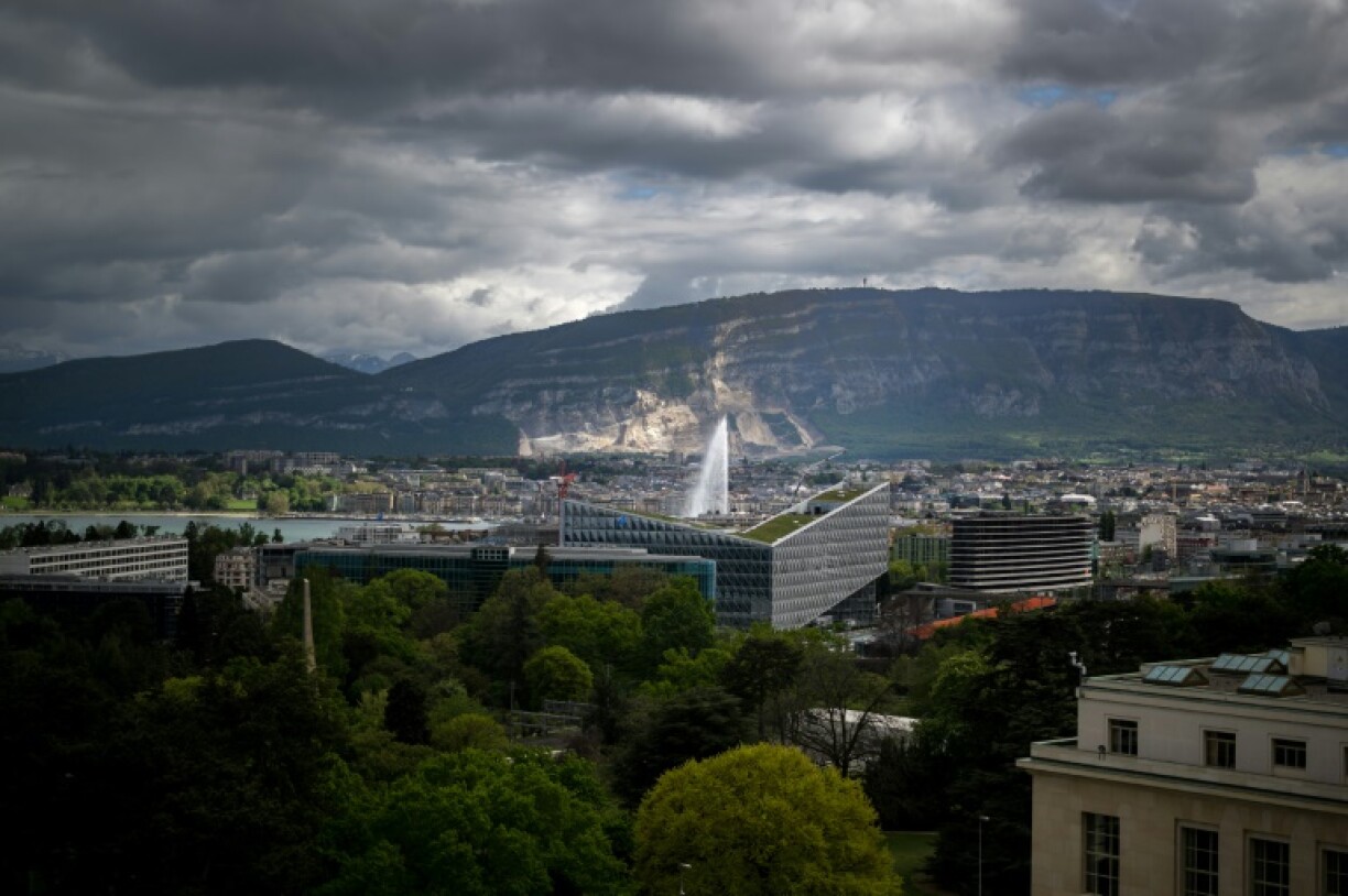 Top Chinese and US officials were to discuss trade and tariffs in Geneva, pictured here