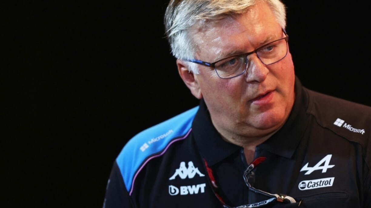 Alpine trennt sech vum Teamchef Szafnauer