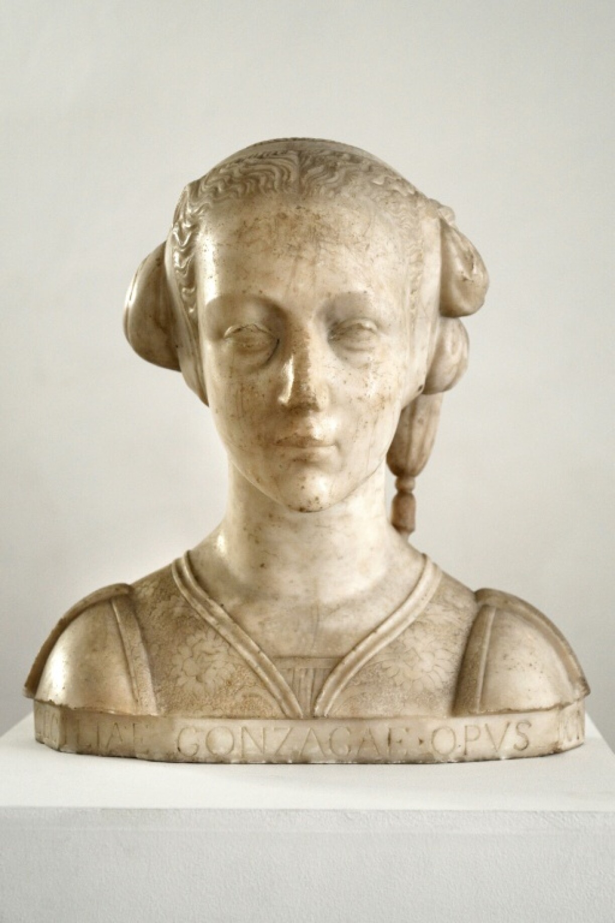 The bust had been marked 'unknown author', but the base is inscribed with the words: 'Ceciliae Gonzagae opvs Donatelli' (Cecilia Gonzaga, a work by Donatello)