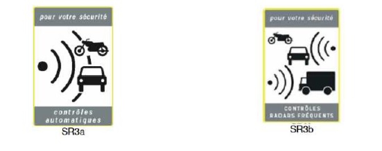 L'ancienne signalétique d'annonce des radars en cours de remplacement depuis le 1er mars 2017.