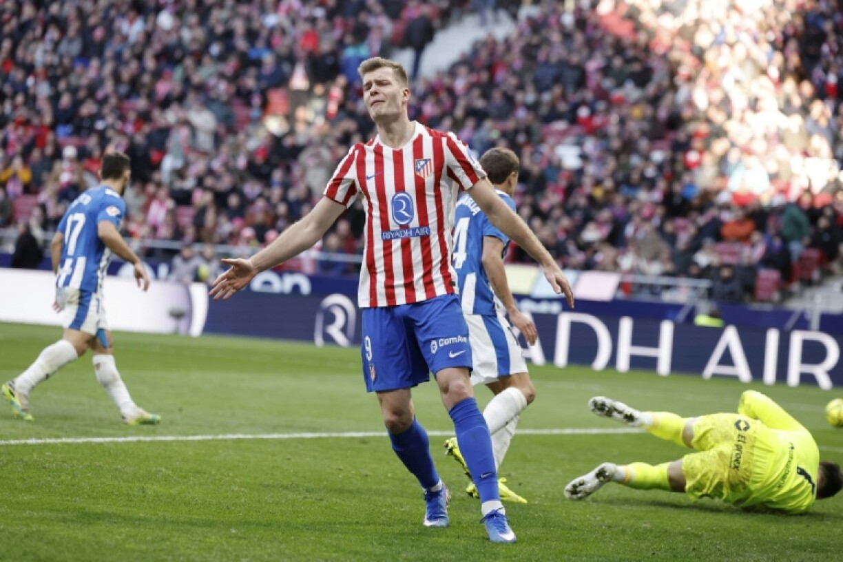 L'attaquant norvégien Alexander Sorloth vient de marquer le but de la victoire de l'Atlético Madrid sur Alaves en Liga le 18 janvier 2025 au Metropolitano à Madrid