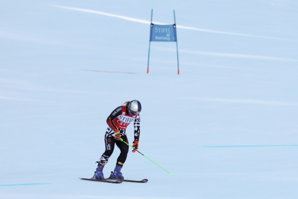 New Zealand's Alice Robinson fails to finish the first leg of the women's giant slalom at the World Cup finals