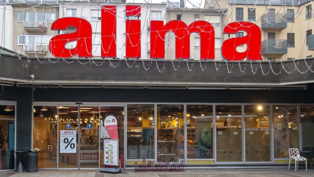 Le supermarché situé à Luxembourg-Ville photographié avant sa fermeture le 17 janvier 2025