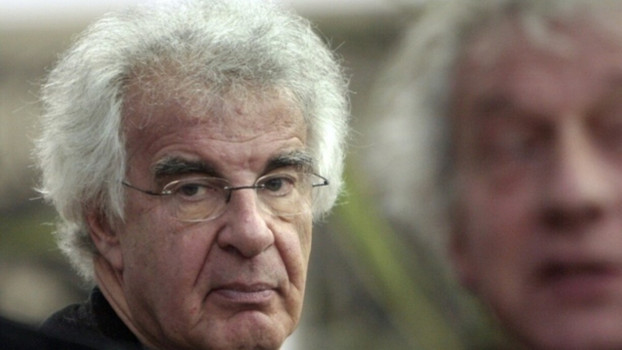 L'ex-porte-parole de LCR Alain Krivine assistant au premier congrès du NPA à La Plaine-Saint-Denis, au nord de Paris, le 7 février 2009