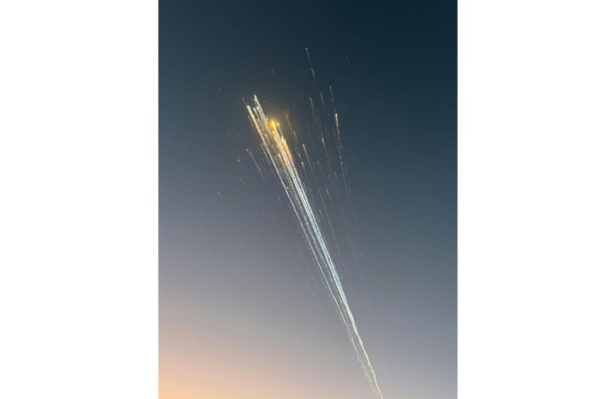 In this handout image courtesy of Greg Blee, debris from the SpaceX Starship is seen in the sky near Providenciales, Turks and Caicos on January 16, 2025