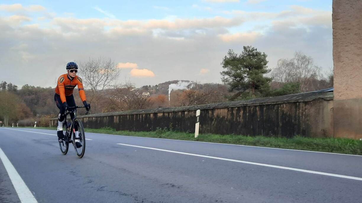 Champion du Luxembourg de cyclisme Espoir, sur la route et dans la boue (cyclo-cross), Loïc Bettendorf compte parmi les espoirs du cyclisme luxembourgeois.