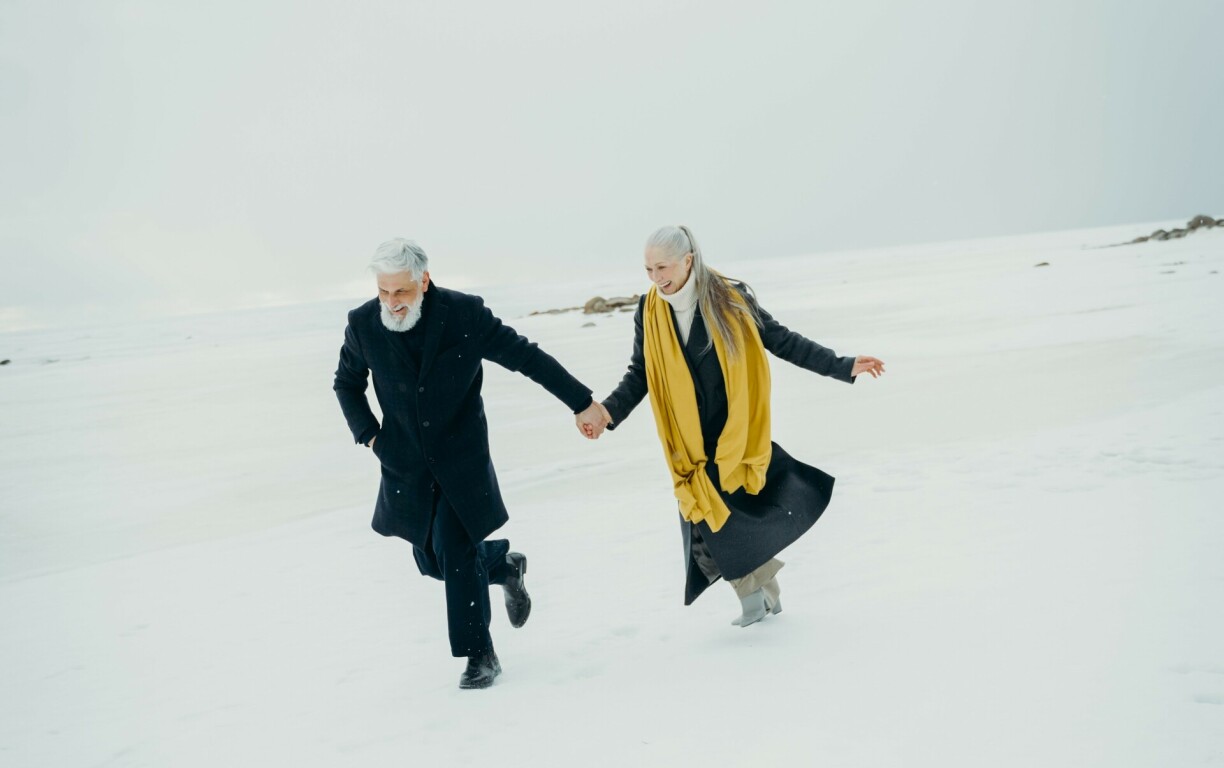 A couple running away from Luxembourg to Iceland.