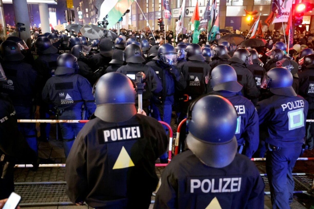 Police in Hamburg during a mass demonstration against an AfD campaign event on January 16, 2025