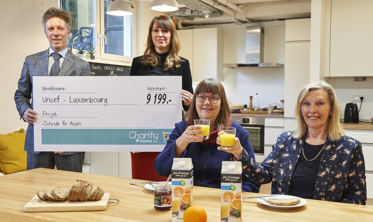 Laurent Schonckert (administrateur directeur du groupe Cactus), Sandra Visscher (directrice d’UNICEF-Luxembourg), Maryse Arendt (présidente d’UNICEF-Luxembourg) et Karin Pütz (responsable des relations publiques du groupe Cactus).
