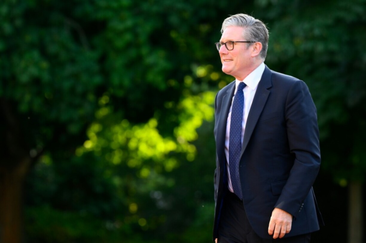 Britain will purchase 12 nuclear weapon-capable F-35A fighters, expanding the country's deterrence arsenal, which is currently limited to submarine-launched missiles