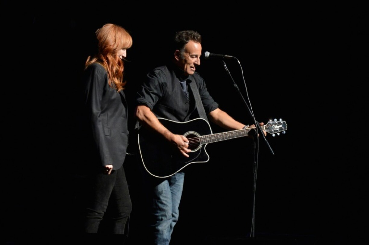 Bruce Springsteen (R) released a surprise EP one week after criticising US President Donald Trump while the American rocker performed live in the United Kingdom
