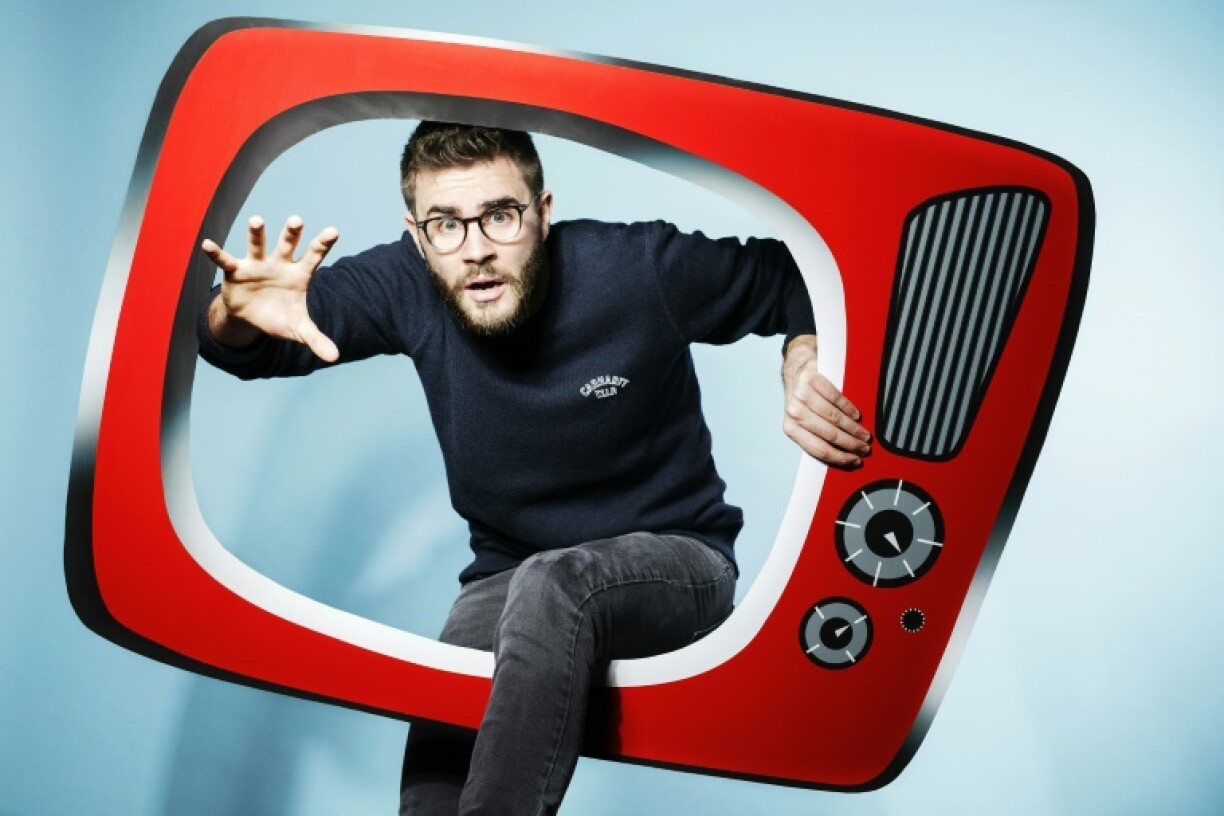 Le YouTubeur Cyprien pose le 21 février 2017 à Paris