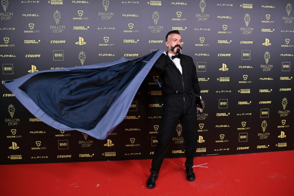 Le couturier Julien Fournié, à Paris, en novembre 2021