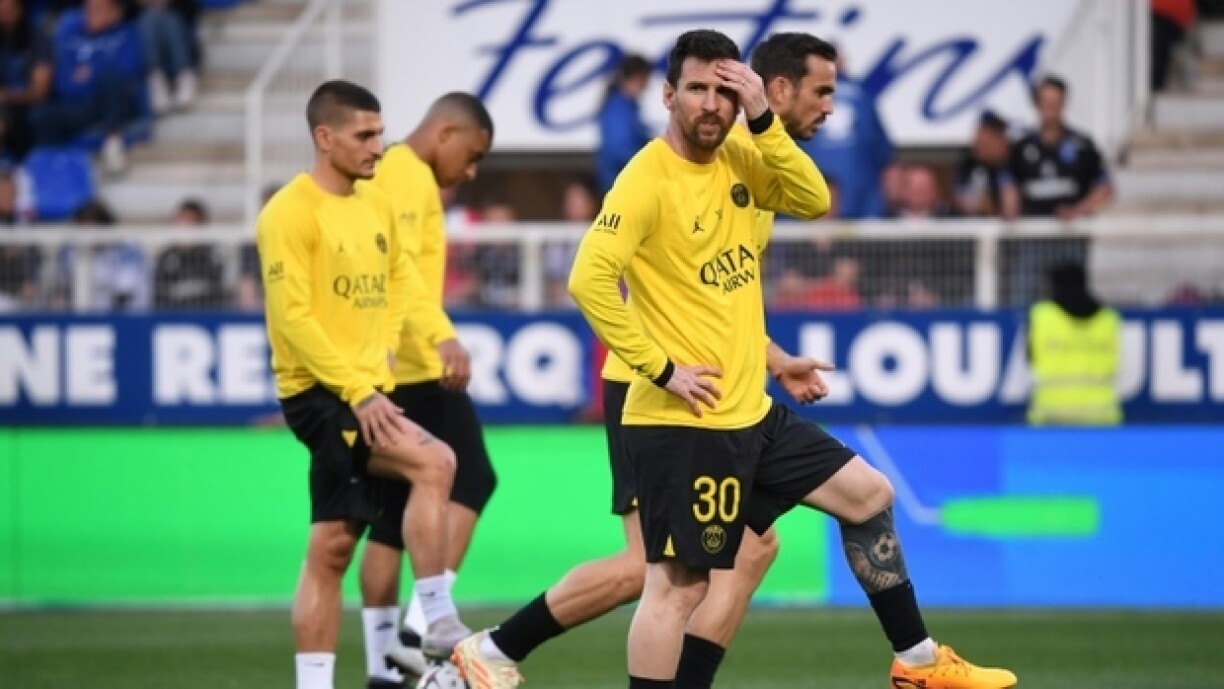 Les joueurs du PSG à l'échauffement avant leur match à Auxerre, le 21 mai 2023