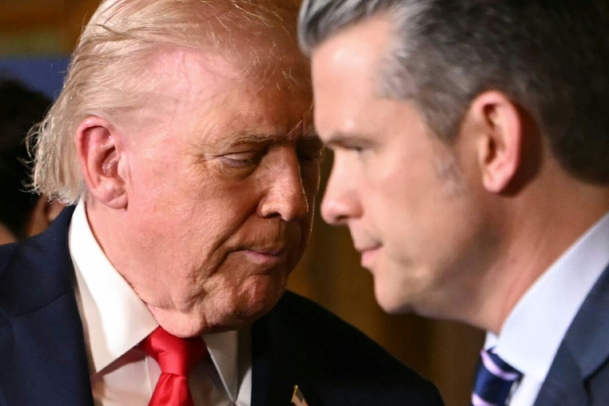 Donald Trump et Pete Hegseth à Palm Beach le 22 décembre 2025.