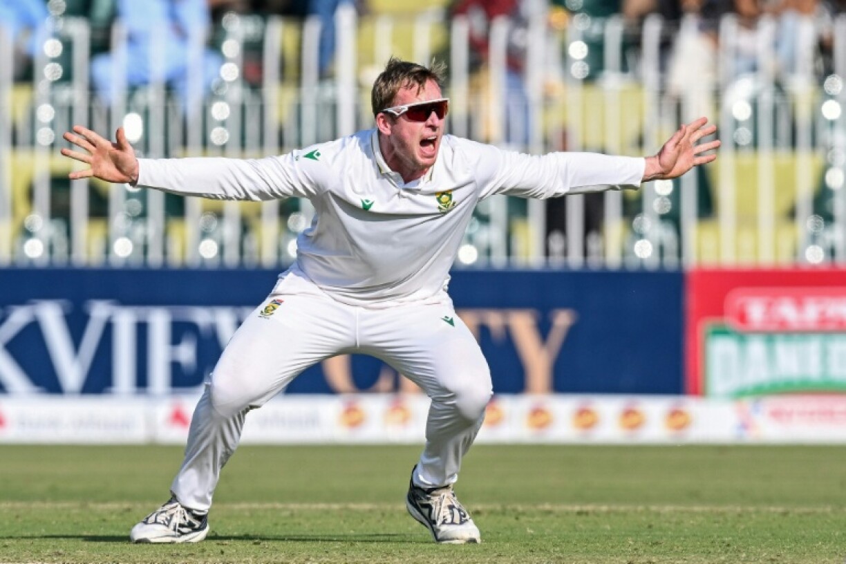 South Africa's Simon Harmer returned for his second spell to dismiss Saud Shakeel