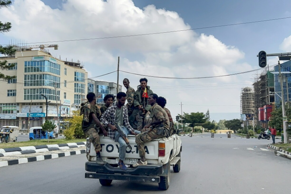 Ethiopian pro-government forces pushed deep into rebel-held territory, entering the regional capital, Mekelle, on Saturday