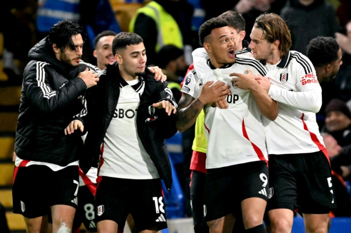 Rodrigo Muniz (2nd right) scored Fulham's dramatic late winner at Chelsea