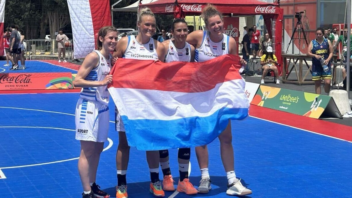 D'Lëtzebuerger Nationalekipp no Gold bei de Spiller vun de klenge Länner.