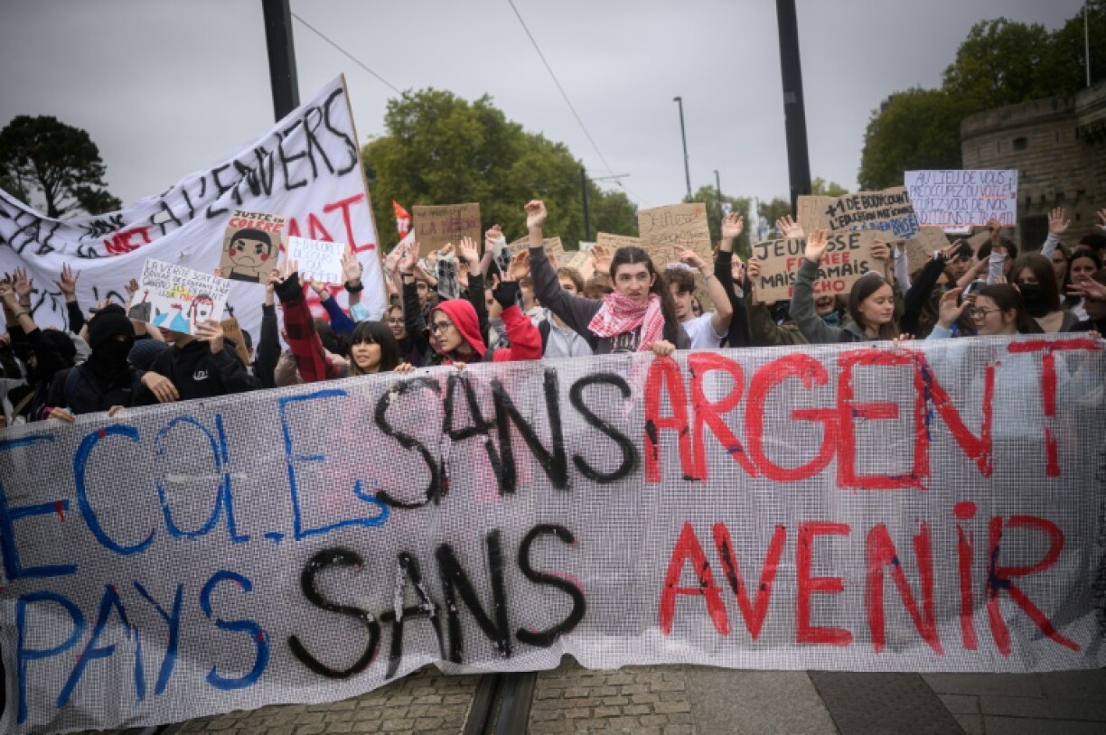 'School without money, country without a future: protesters in the western city of Nantes on Friday