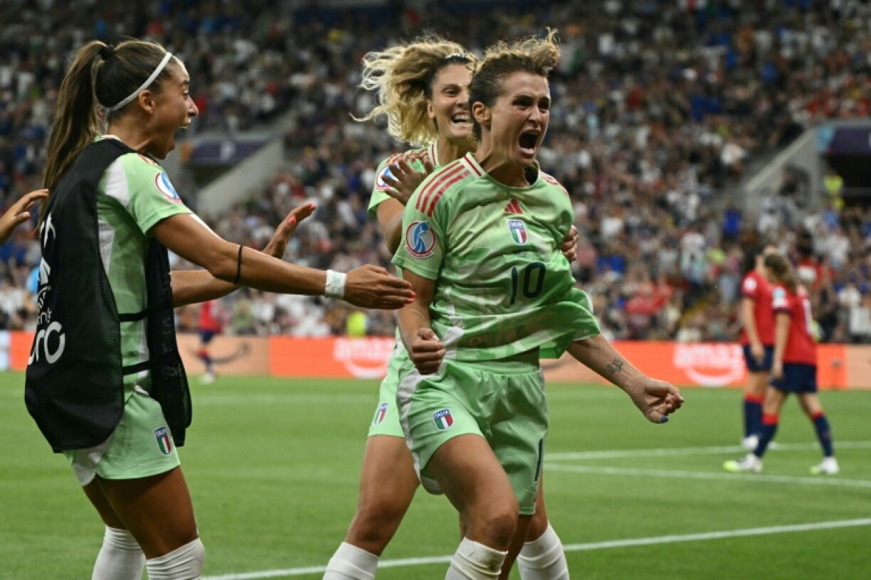 Italy are through to the semi-finals after Cristiana Girelli's late winner against Norway in the last eight