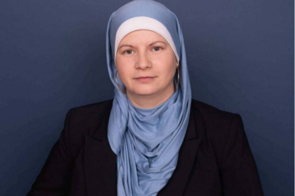 Aurore Katramiz, candidate aux municipales à Réhon (Meurthe-et-Moselle) a été victime d’injures sur les réseaux sociaux à cause de son voile.