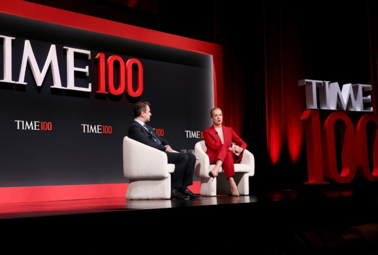 Alexei Navalny's widow, Yulia Navalnaya, has vowed to continue his fight from exile