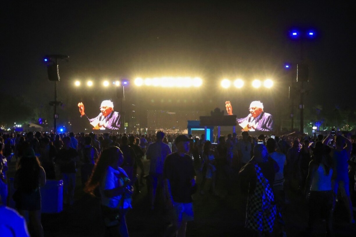 US Senator Bernie Sanders sent music fans running to the stage when he made a surprise appearance at day two of Coachella