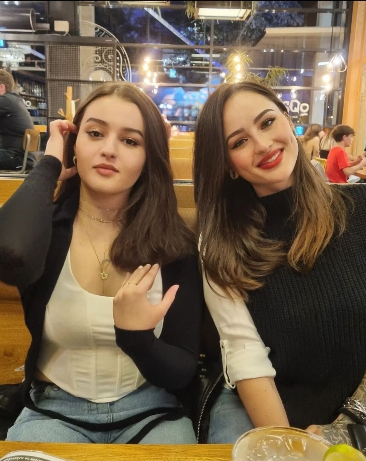 Zara-Ly Pizzuto (à droite) avec sa nièce.