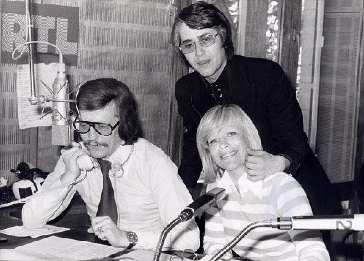 Jochen Pützenbacher, Frank Elstner an Helga Guitton am RTL Studio (Foto: Privatarchiv Jochen Pützenbacher)