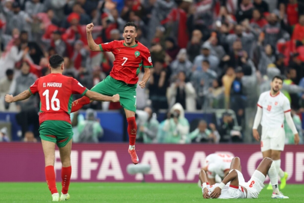 Les joueurs marocains laissent éclater leur joie après avoir remporté la Coupe arabe face à la Jordanie (3-2 a.p.), le 18 décembre 2025 à Lusail (Qatar)