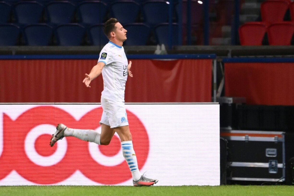 Florian Thauvin celebrates after scoring for Marseille against Paris Saint-Germain in 2020