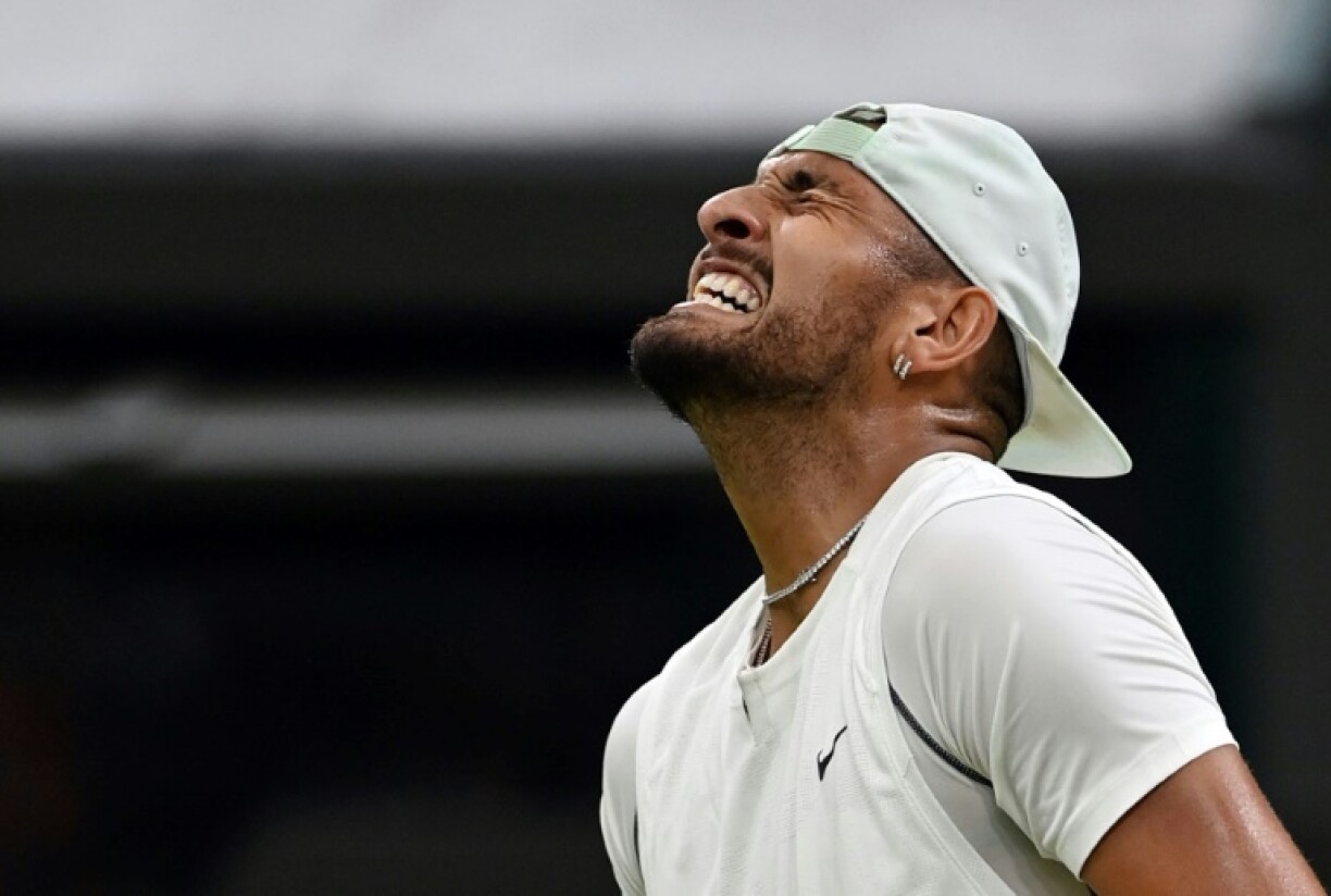 L'Australien Nick Kyrgios vainqueur du Grec Stefanos Tsitsipas à Wimbledon, le 2 juillet 2022